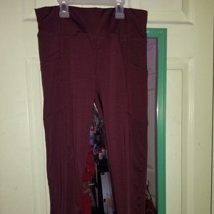 purple athletic leggings with pockets